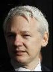 assange reveals british intel’s messages discussing swedish extradition plans