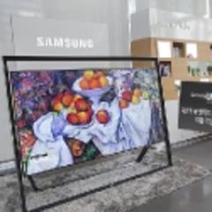 samsung shows off new 13.3-inch displays that outnumber apple’s macbook pro retina display