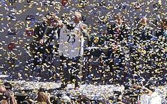 beckham, criticized at one point by redlands native, ends playing career